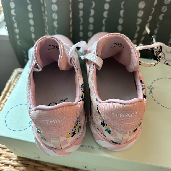 Off-White c/o Virgil Abloh | “Adam is Eve” | Limited Edition Trainers EU36/US5.5 - Picture 4 of 8